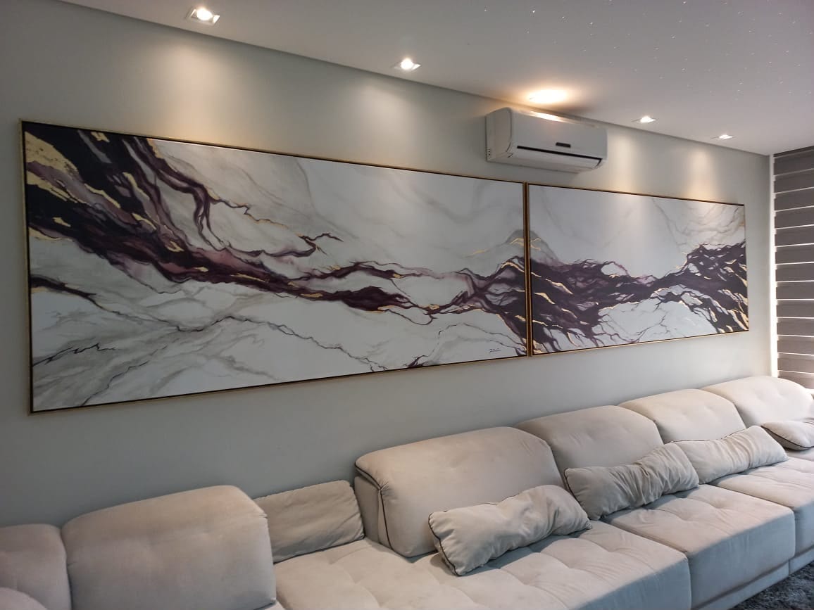 A obra instalada numa sala de estar
